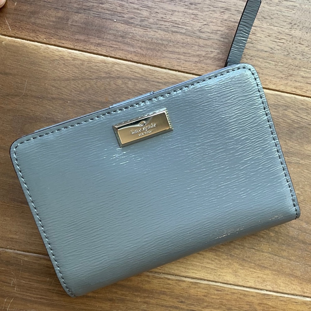 Kate Spade Bixby Place Haregray Wallet